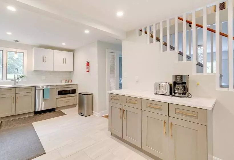 Pennington Home W/ Deck ~ 9 Mi To Princeton!