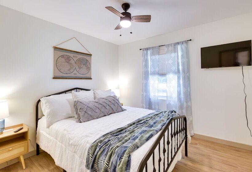 Pet Friendly Alabama Retreat W/ Deck & Patio!