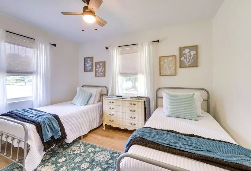 Pet Friendly Alabama Retreat W/ Deck & Patio!