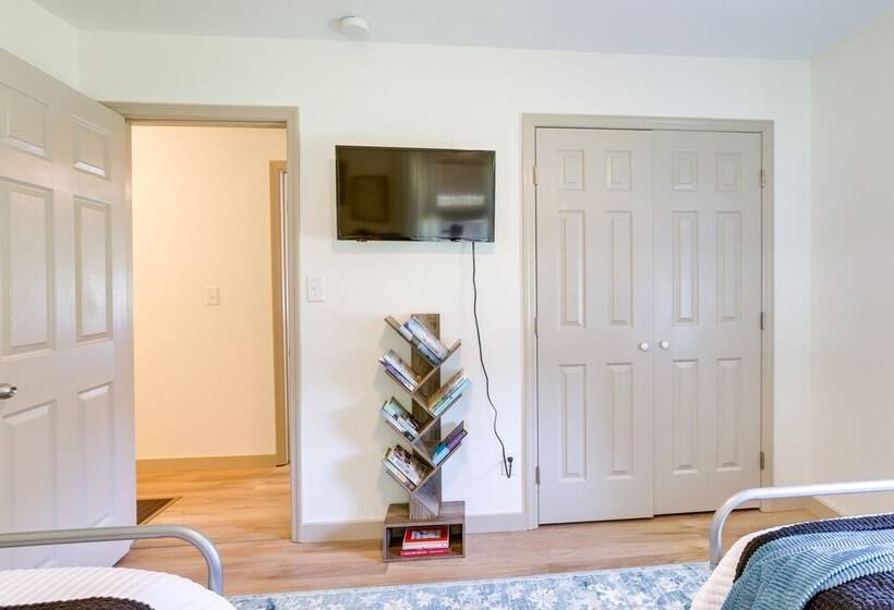 Pet Friendly Alabama Retreat W/ Deck & Patio!