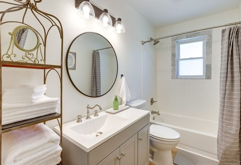 Pet Friendly Alabama Retreat W/ Deck & Patio!