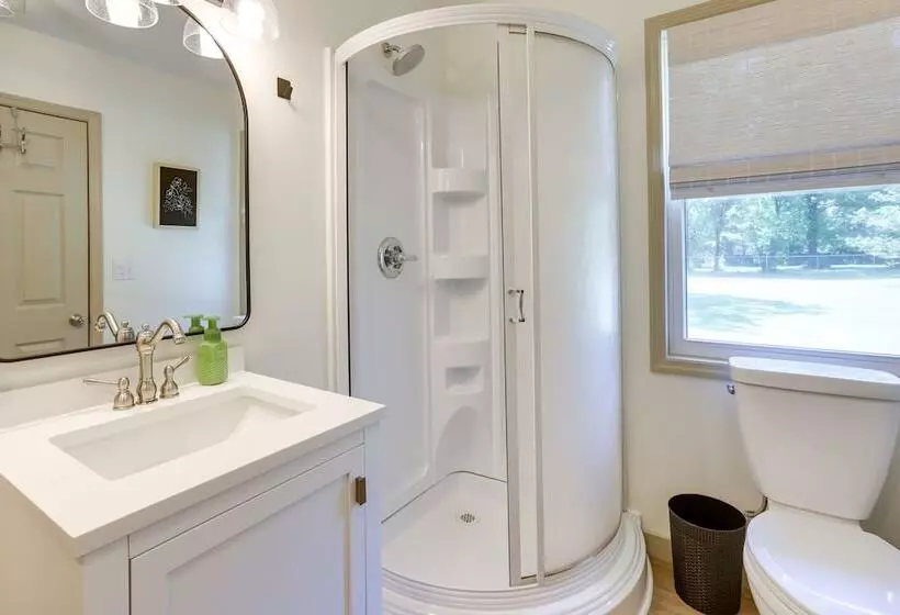 Pet Friendly Alabama Retreat W/ Deck & Patio!