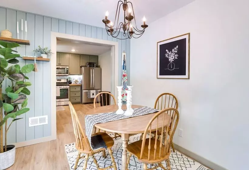 Pet Friendly Alabama Retreat W/ Deck & Patio!