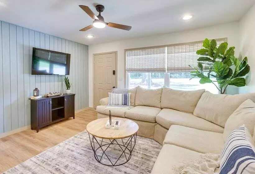 Pet Friendly Alabama Retreat W/ Deck & Patio!