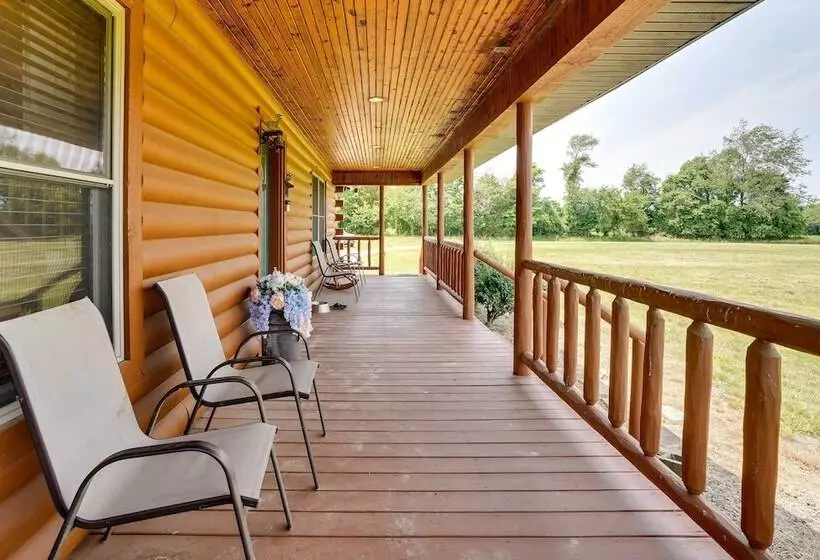 Pet Friendly Vienna Cabin W/ Screened In Porch!