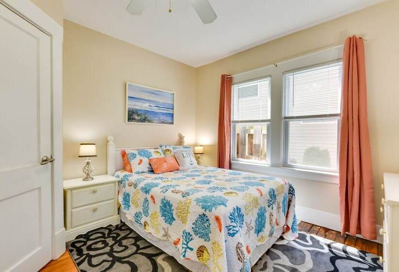 Turtle Cove Bay Beach House ~ 13 Mi To Buffalo!