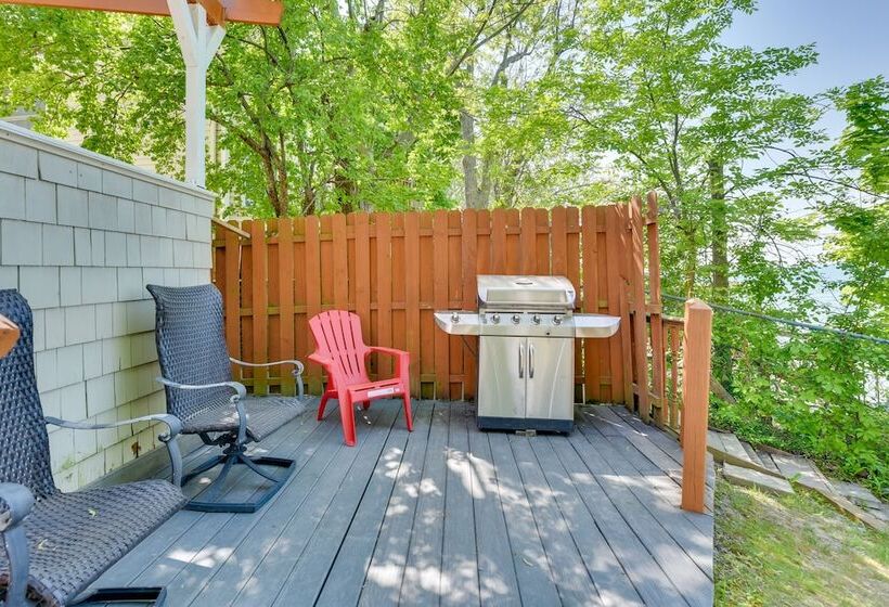 Turtle Cove Bay Beach House ~ 13 Mi To Buffalo!