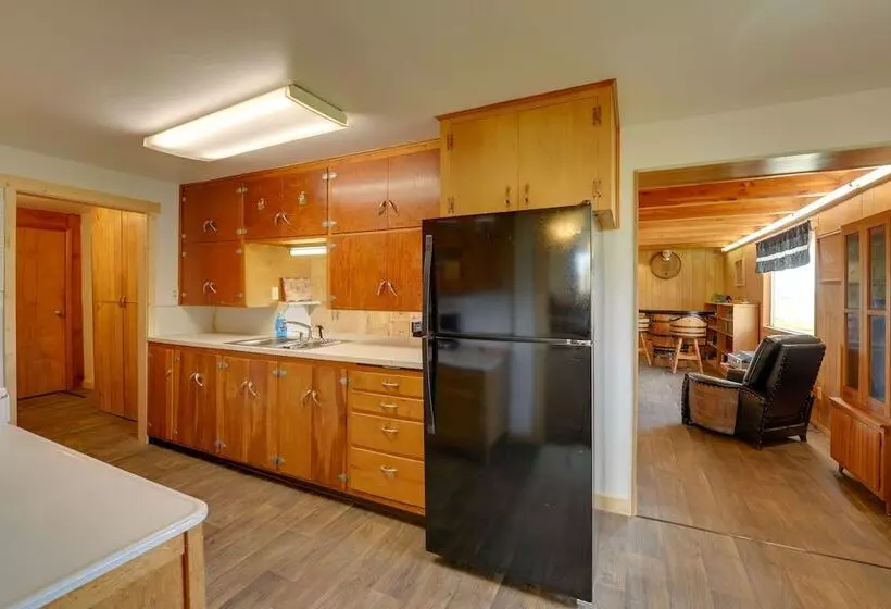 Wyoming Horse Property Near Outdoor Recreation!