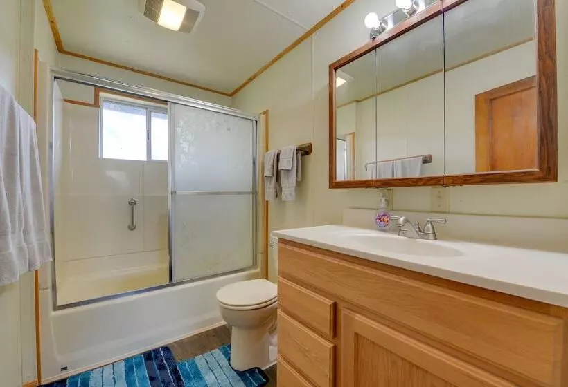 Wyoming Horse Property Near Outdoor Recreation!