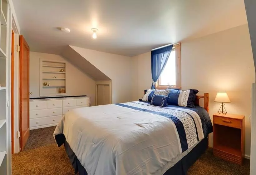 Wyoming Horse Property Near Outdoor Recreation!