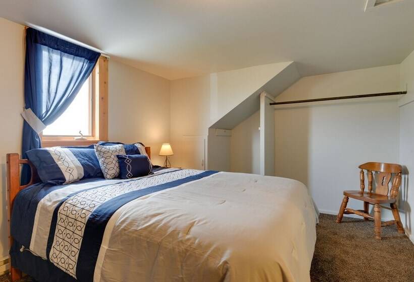 Wyoming Horse Property Near Outdoor Recreation!