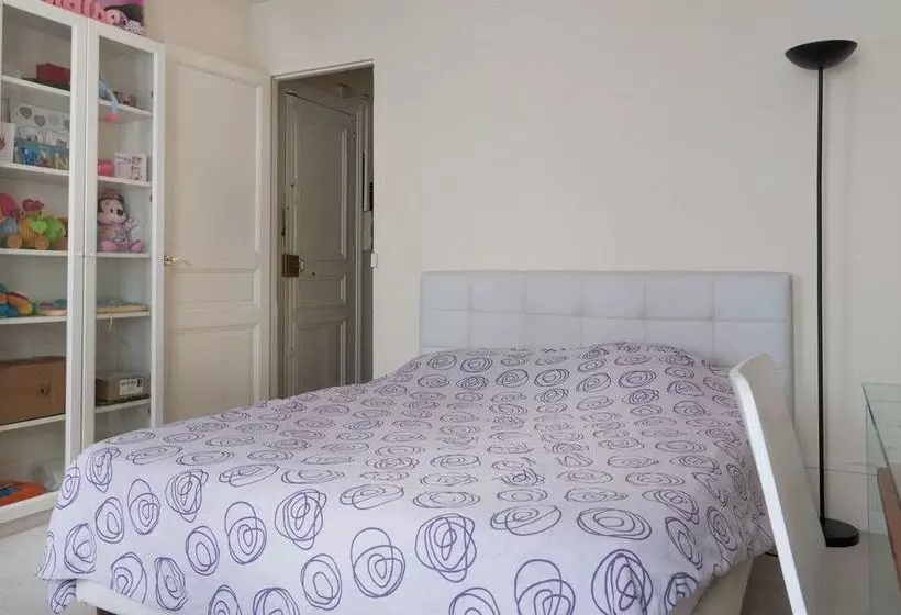 Apartment Tour Eiffel Champ-de-mars - Smartrenting