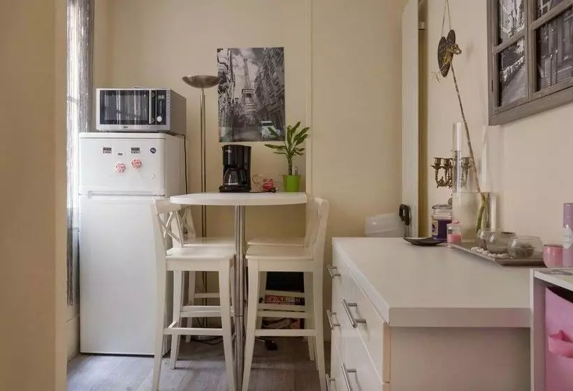 Apartment Tour Eiffel Champ-de-mars - Smartrenting