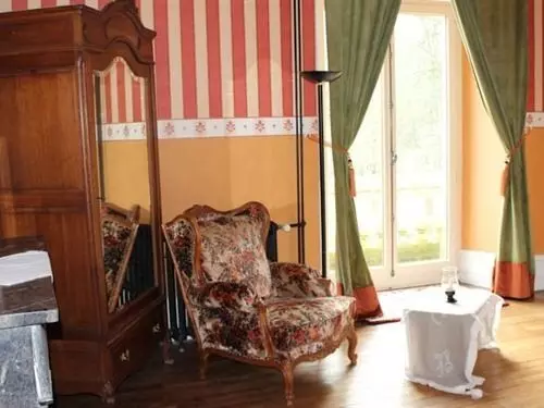 Aamiaismajoitus (B&B) Château Le Breil