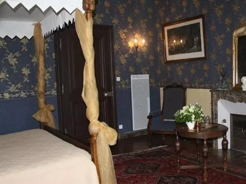 Aamiaismajoitus (B&B) Château Le Breil