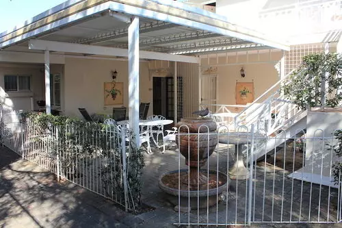 تختخواب و صبحانه Victorian Guest House