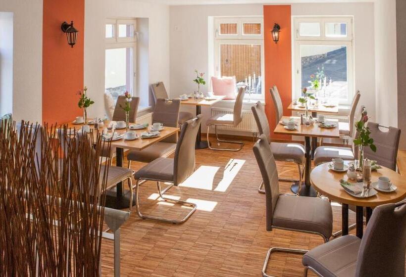 בית מלון כפרי Am Markt