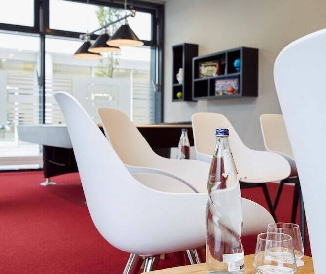 Отель Légère Express Bielefeld