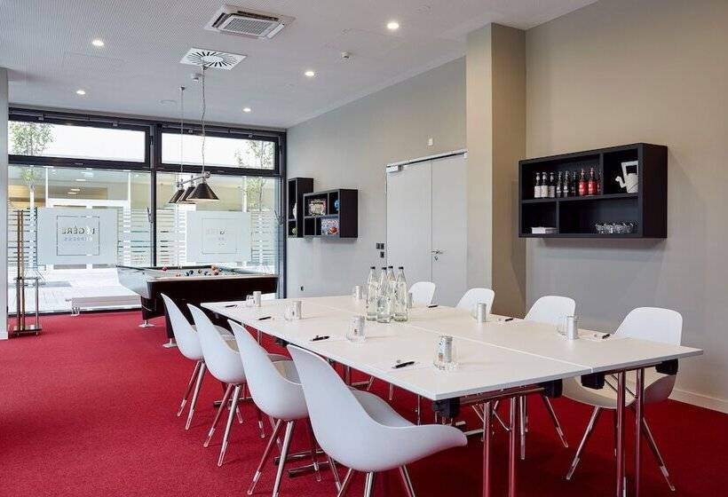 Отель Légère Express Bielefeld