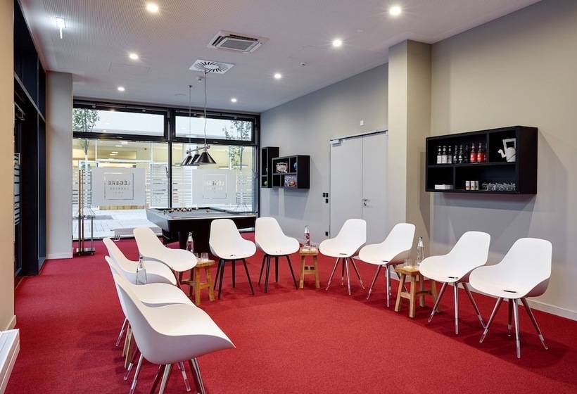 Отель Légère Express Bielefeld