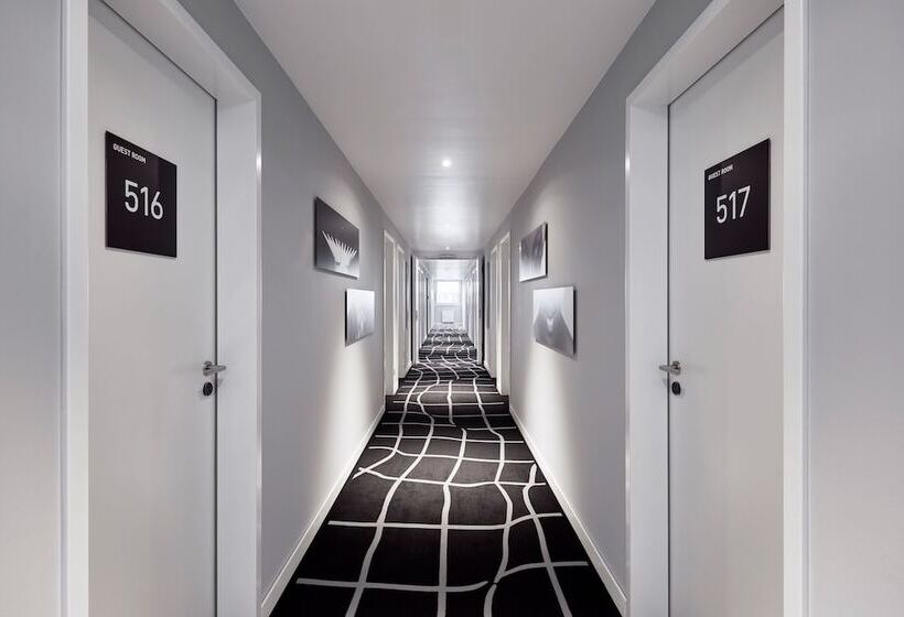 Отель Légère Express Bielefeld