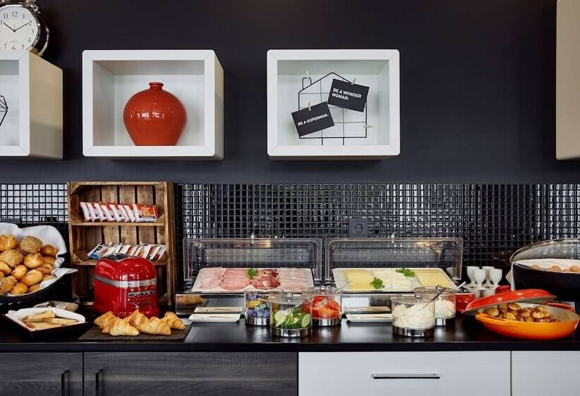 Отель Légère Express Bielefeld