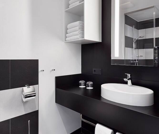 Отель Légère Express Bielefeld