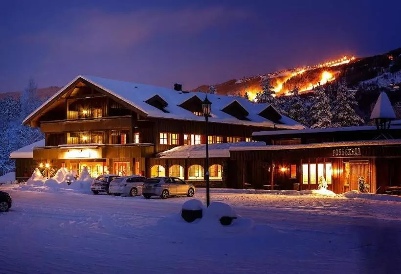 Hotelli Hunderfossen Snow