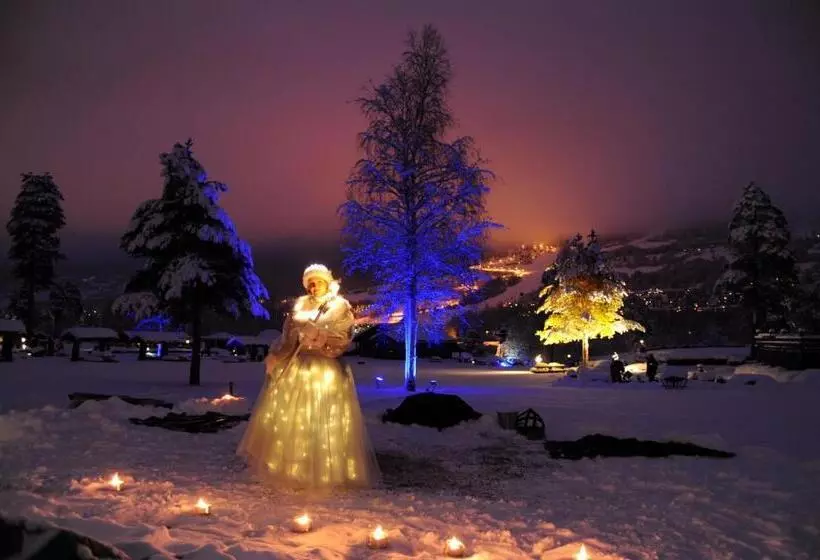 Hotelli Hunderfossen Snow