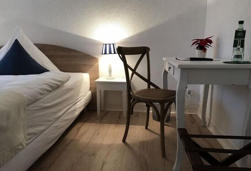 ホテル Pfeffermühle Pension Und Gastronomie Ug