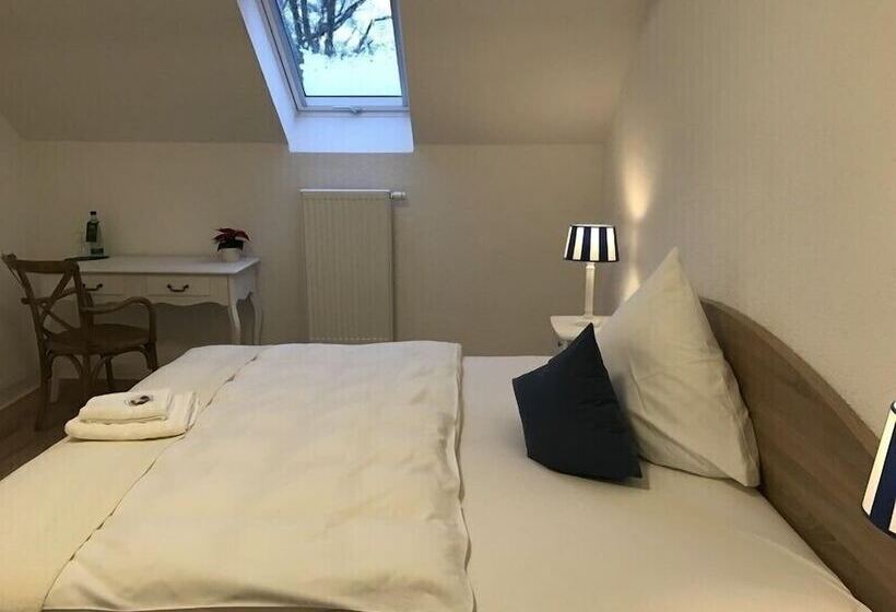 ホテル Pfeffermühle Pension Und Gastronomie Ug