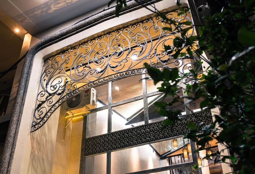 هتل Point Boutique