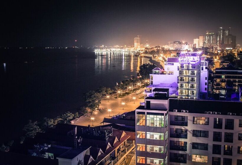 هتل Point Boutique