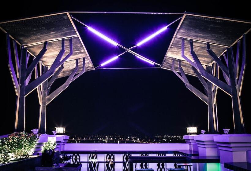 هتل Point Boutique