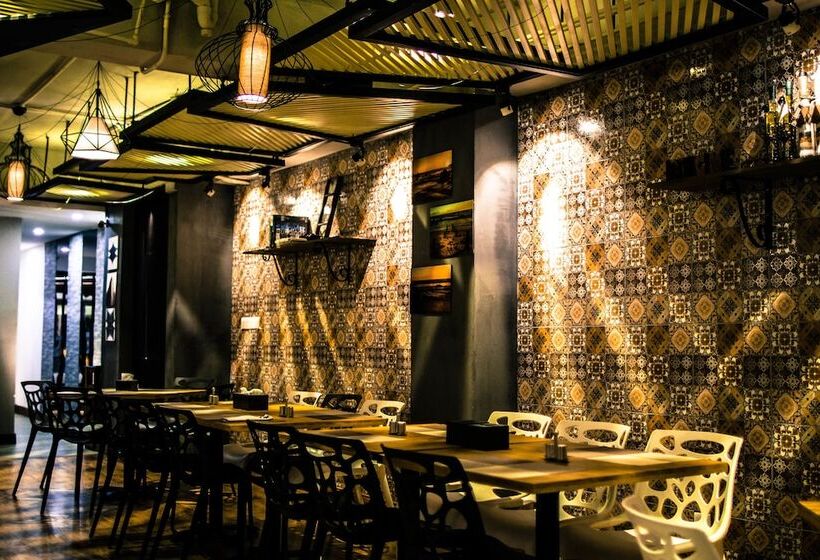 هتل Point Boutique