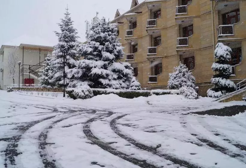 هتل Gabala Yeddi Gozel