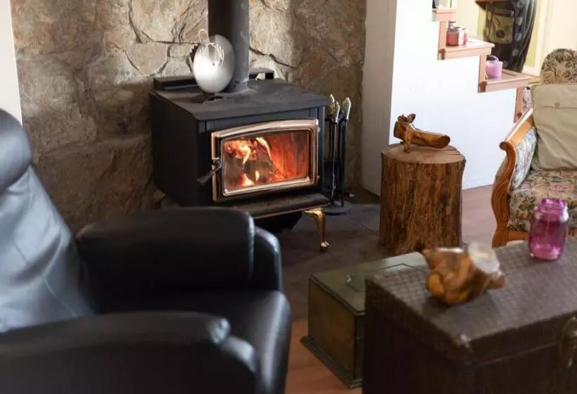 Hotelli Rose Cottage Bed & Breakfast
