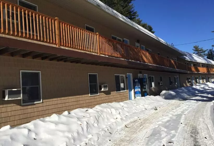 Milford Motel On The River