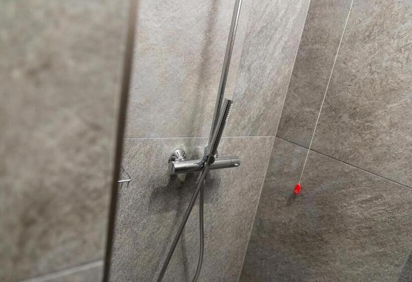 פנסיון Green Rose