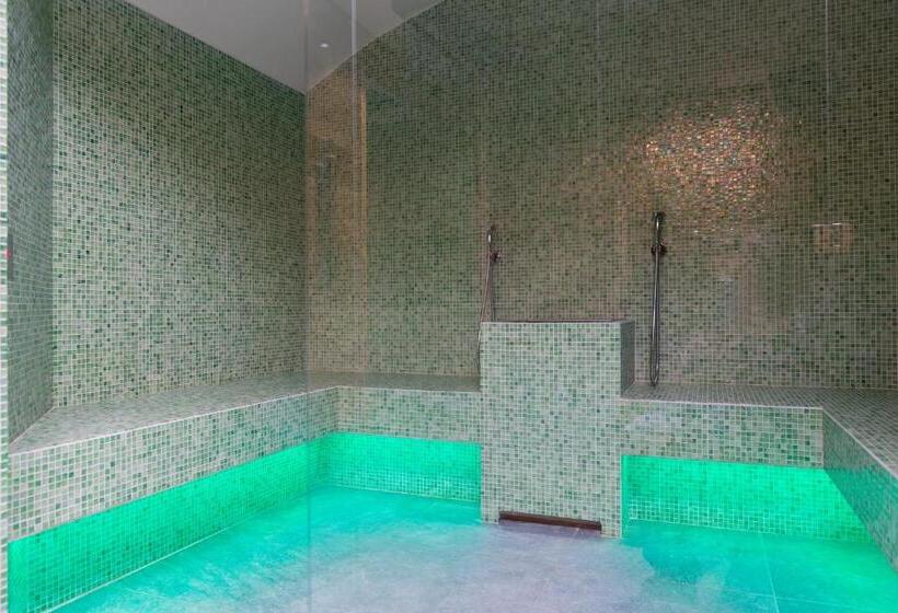 פנסיון Green Rose