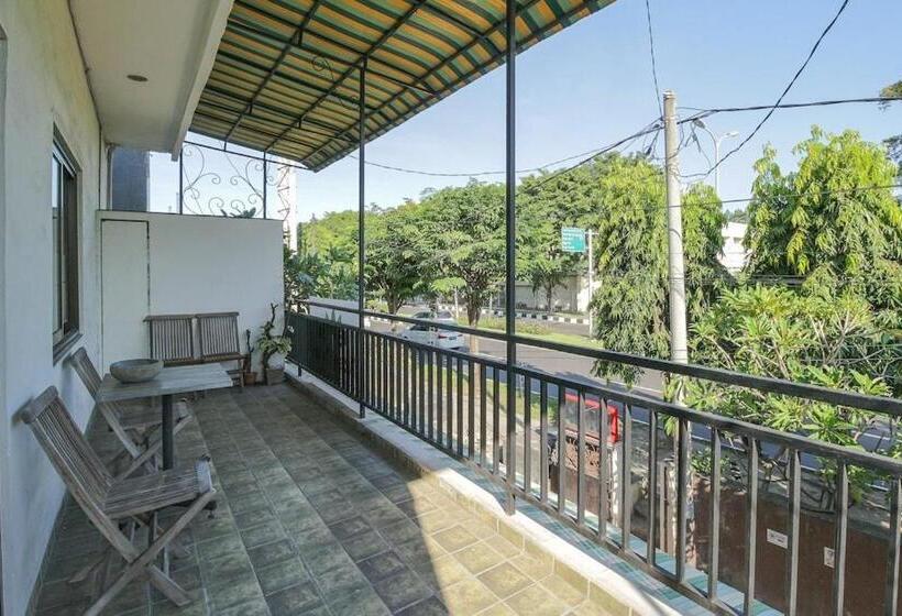 פנסיון Tuban Torres Accommodation