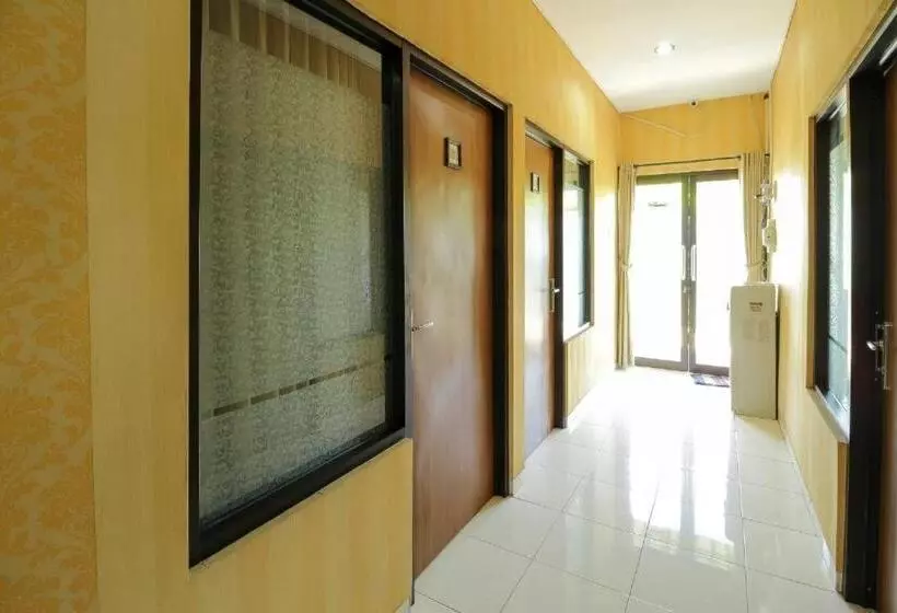 پانسیون Tuban Torres Accommodation