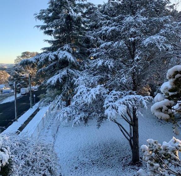 ペンション Victoria And Albert Guesthouse