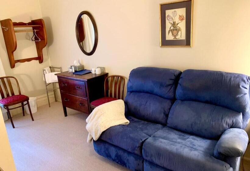 ペンション Victoria And Albert Guesthouse