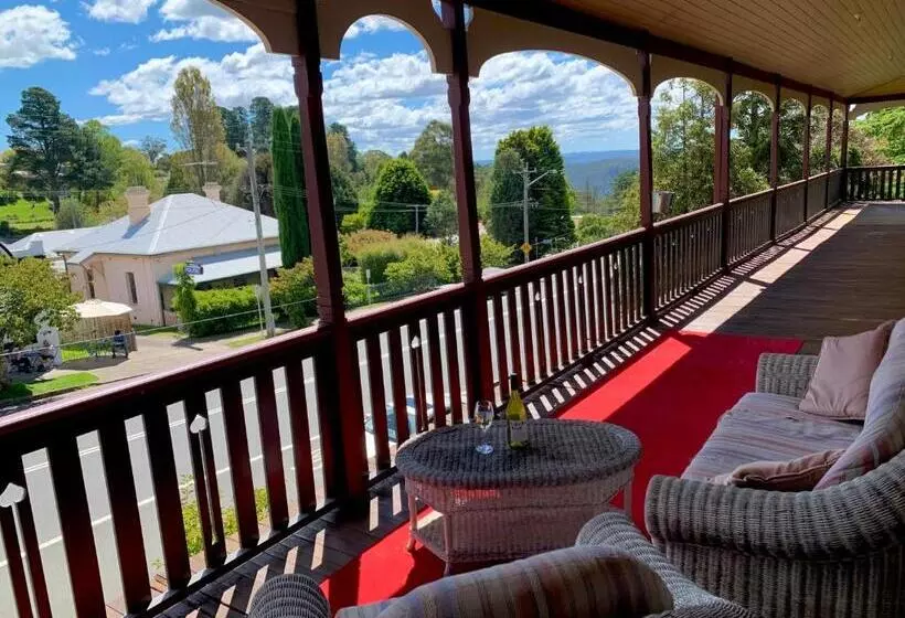 Majatalo Victoria And Albert Guesthouse