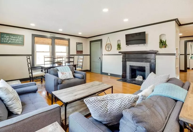 Bright Brevard Home Near Downtown & Trails