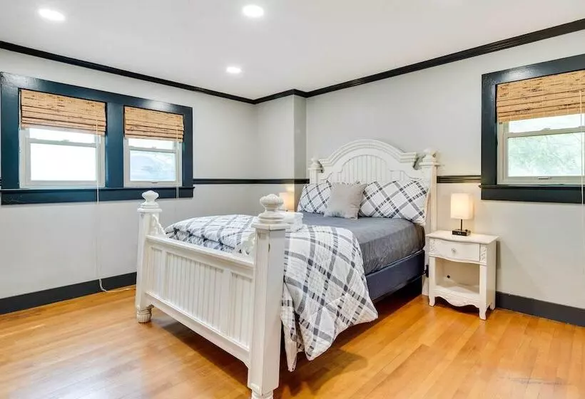 Bright Brevard Home Near Downtown & Trails