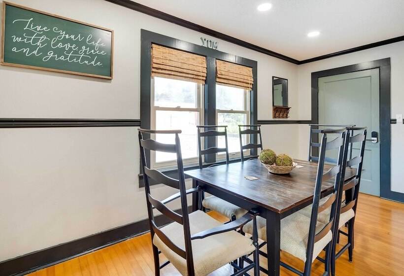 Bright Brevard Home Near Downtown & Trails