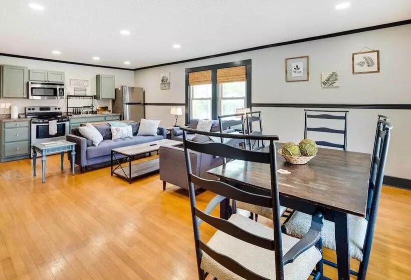 Bright Brevard Home Near Downtown & Trails