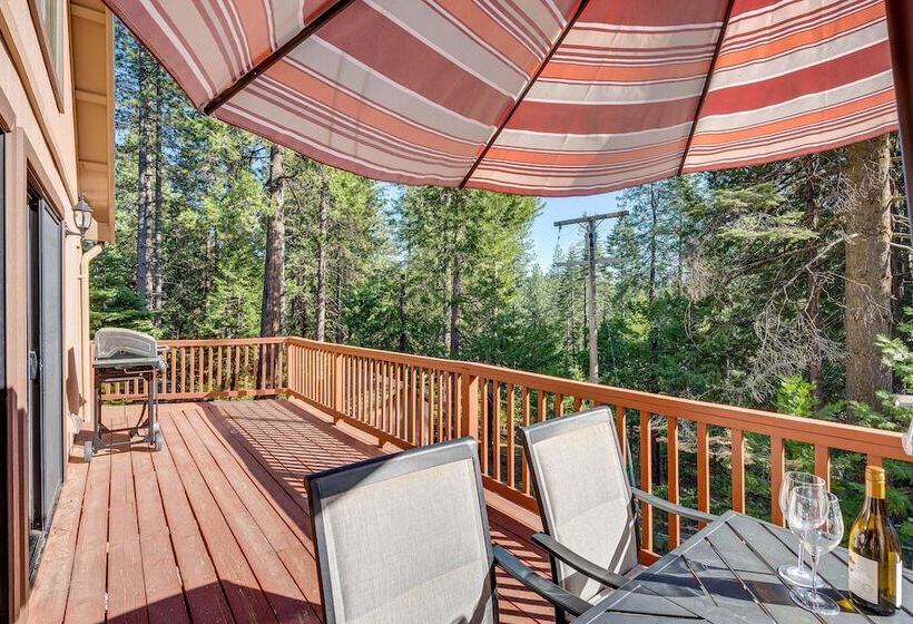 Hike, Ski & Unwind: Cabin W/ Hot Tub In Pioneer!